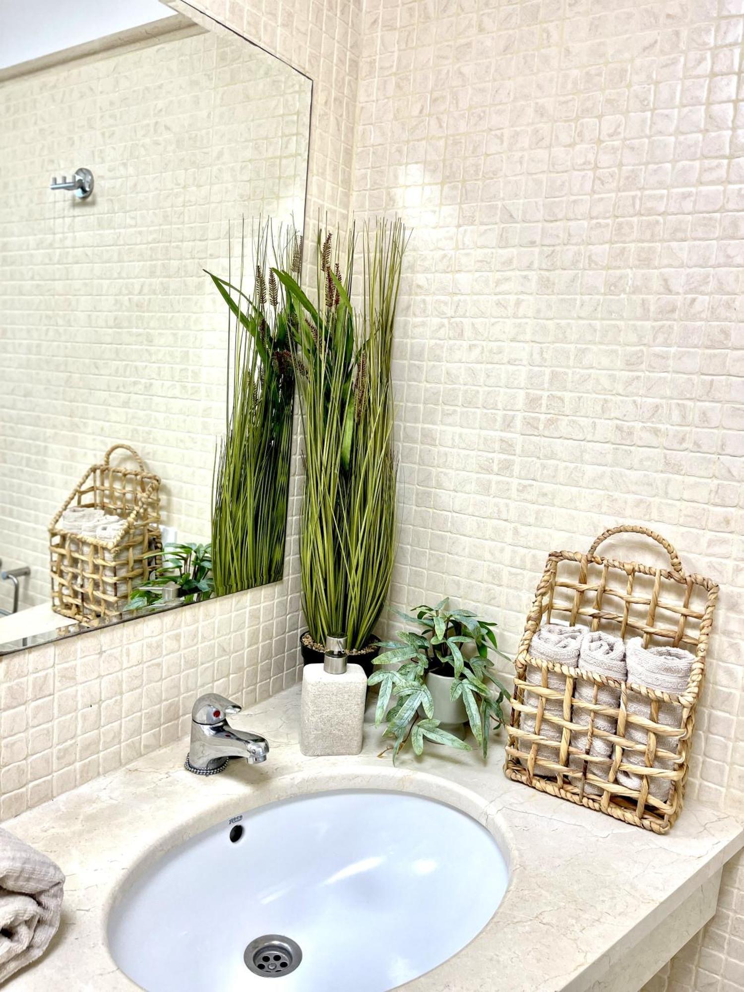 2bdr Ocean And La Gomera Vista Getaway Apartment *